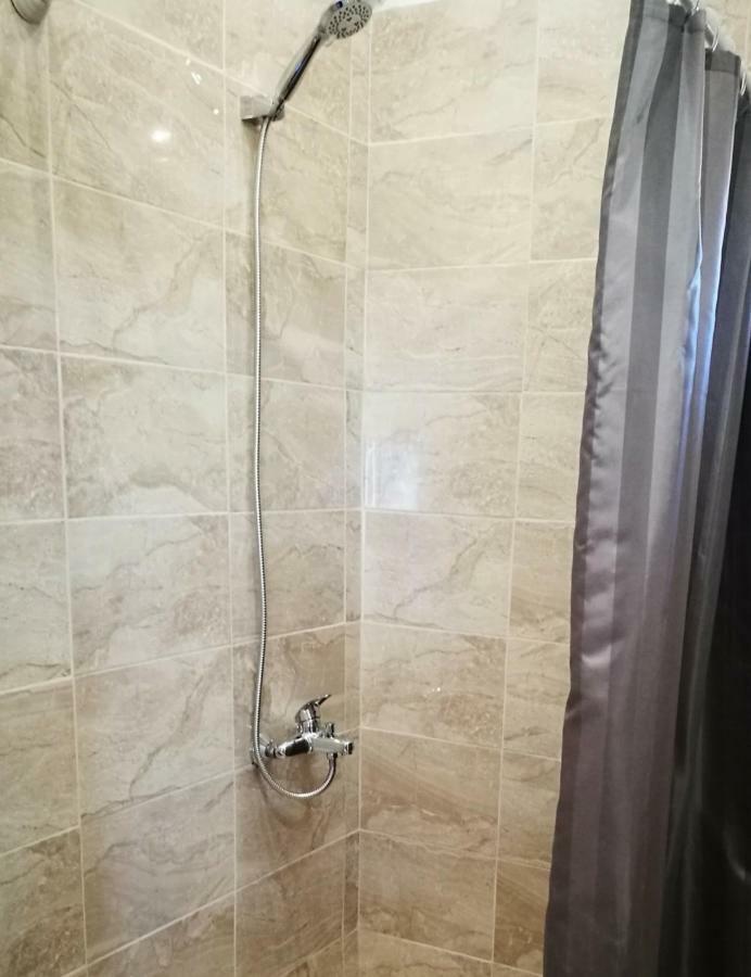 Guest House Ezerets Экстерьер фото